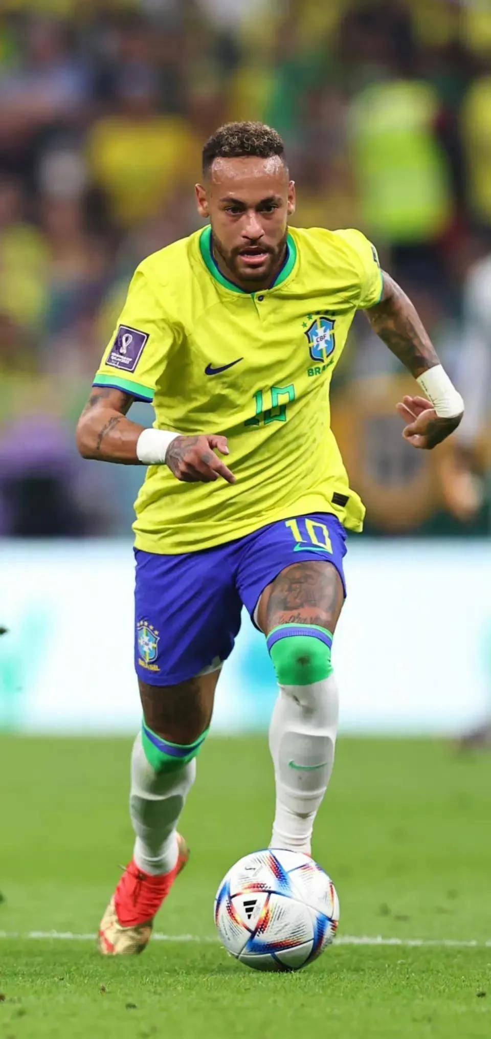 澳超战报：罗里双响，悉尼FC主场3-0轻取墨尔本胜利（澳超快讯：罗里梅开二度，悉尼FC主场3-0完胜墨尔本胜利）